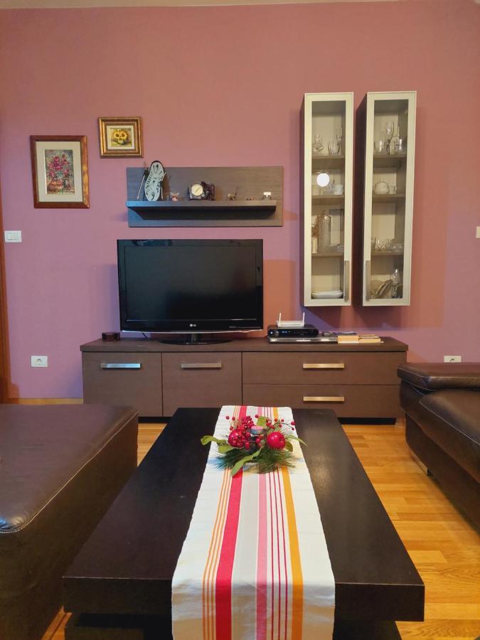 Apartman Sara 2 Podgorica Eksteriør bilde